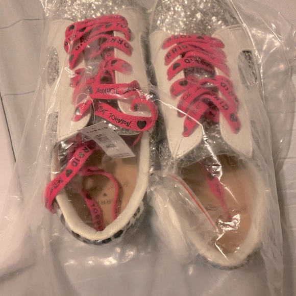 Betsey Johnson - Silver Glitter Distressed Sneaker - Picture 5 of 7